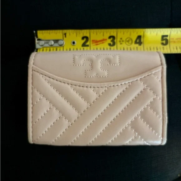 Tory Burch Quilted Tan Wallet - Picture 5 of 6